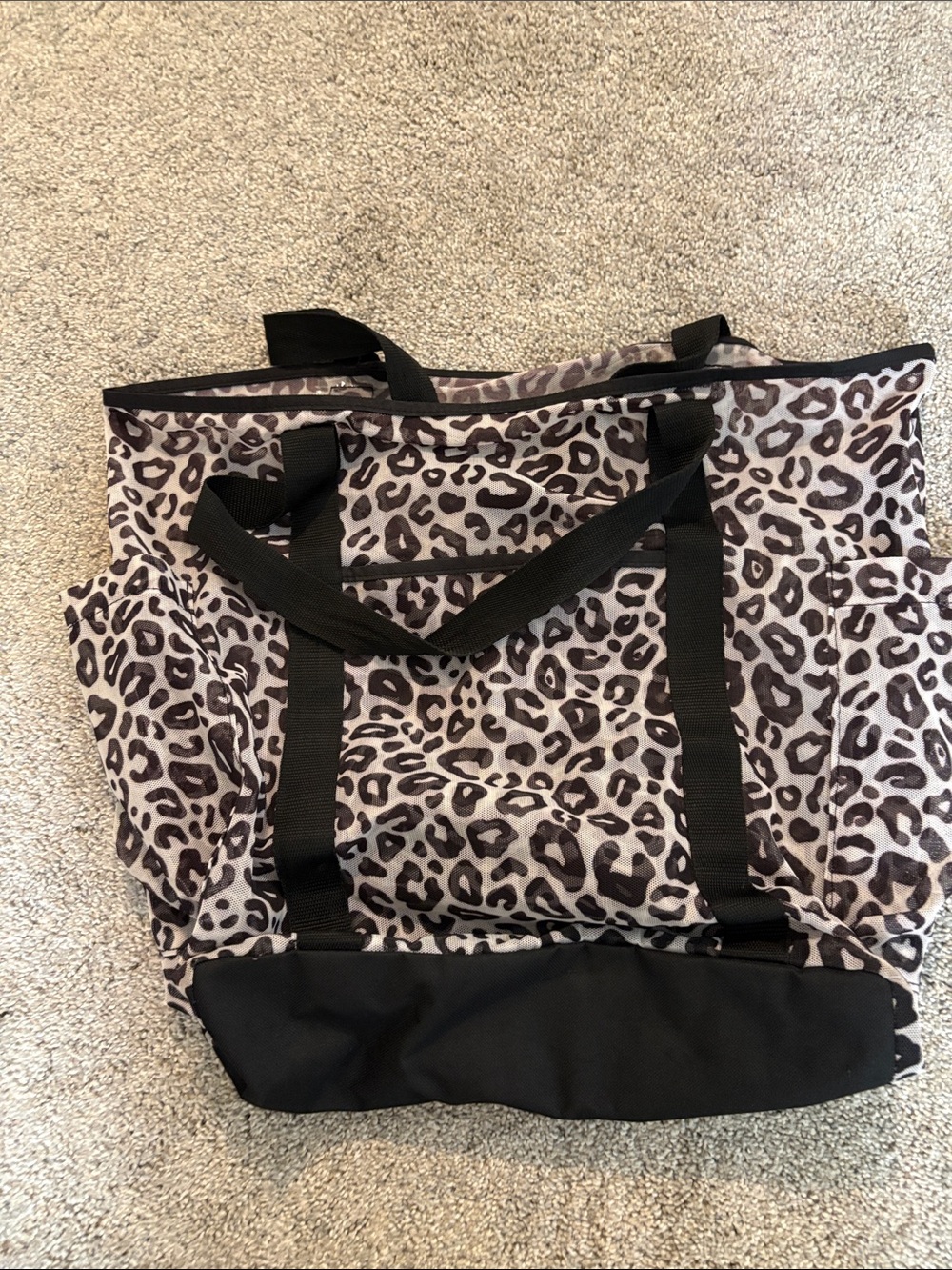 Bundle of 3 Target mesh black & leopard beach pool bag tote & 3 travel mesh bags - Picture 4 of 7